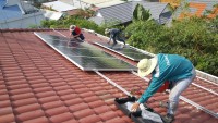 Tìm hiểu về máy phát điện năng lượng mặt trời gia đình